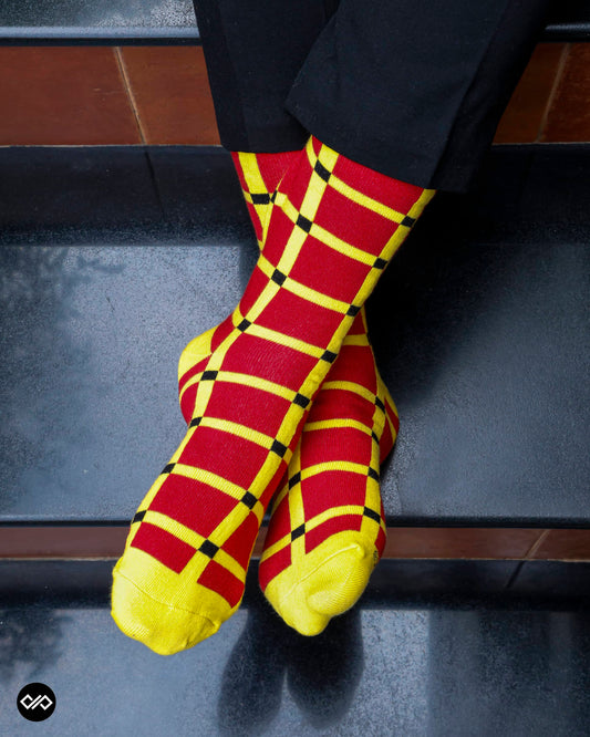 Dynamocks Dashing Crew Length Socks fro Men and Women.