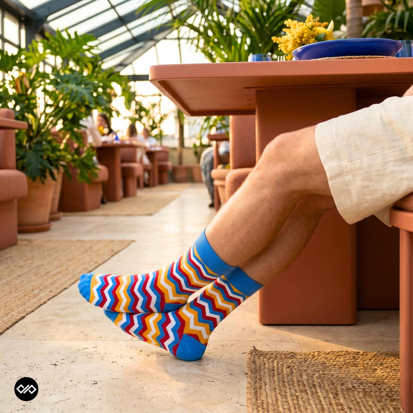 Banger zigzag crew socks for men styled with linen trousers — colourful designer cotton socks — Dynamocks