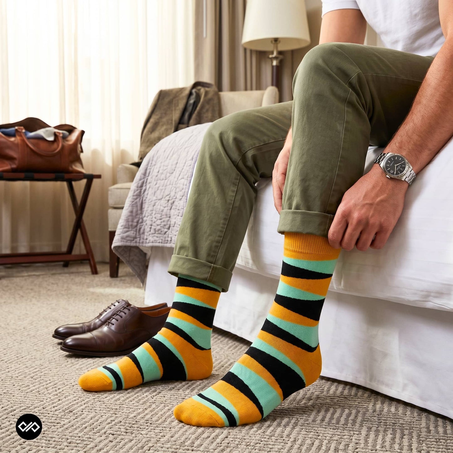 Hunk striped crew socks styled with olive chinos and brown Oxfords – Dynamocks