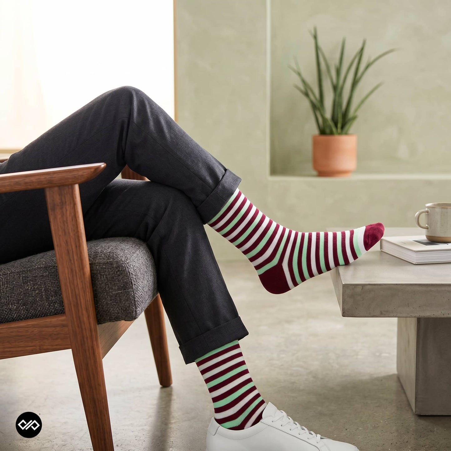 Dynamocks Stripes 3.0 Crew Length Socks for Men and Women.