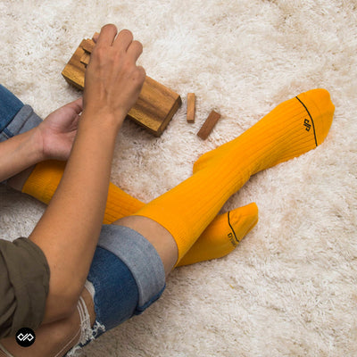 Mango Unisex Crew Length Socks