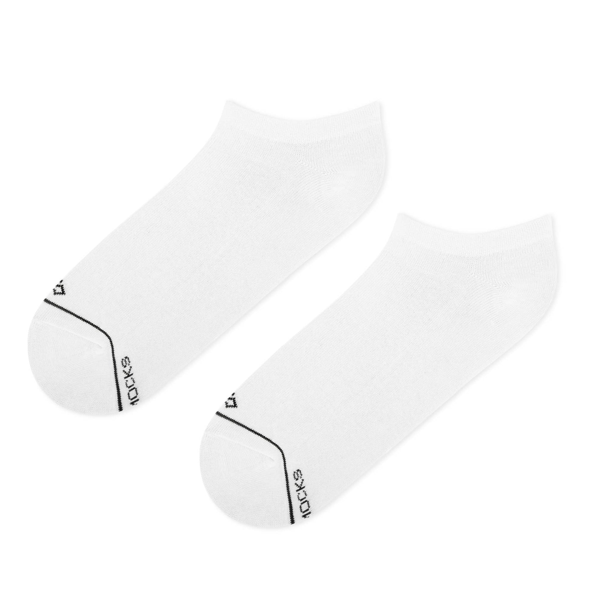 3. White Low Ankle Socks_